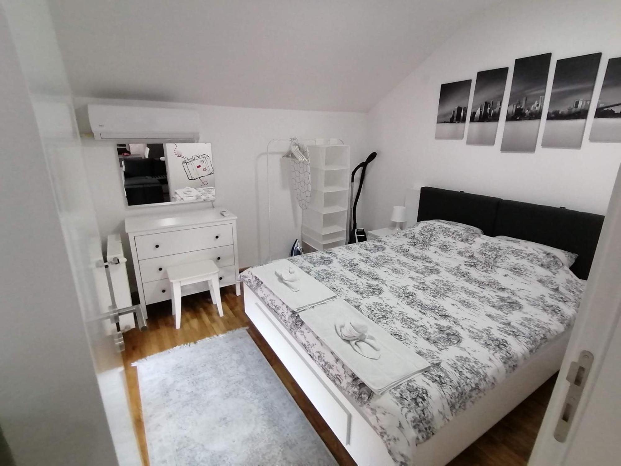 Nenadovic Apartman Obrenovac  Eksteriør billede